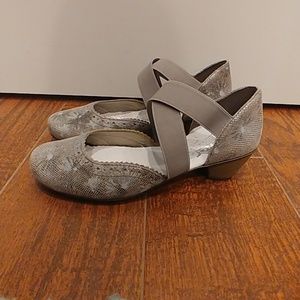 New Rieker pumps